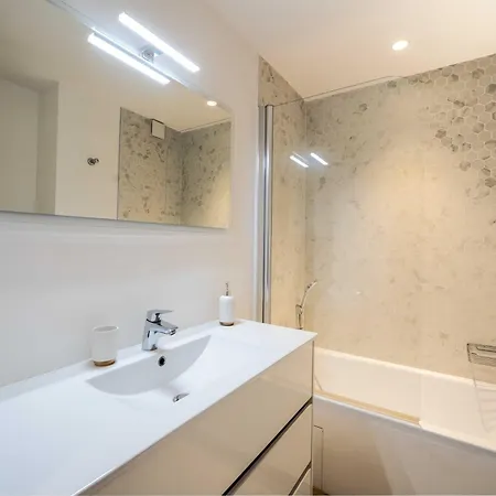 Apartamento Charming 2bdr 4p - *